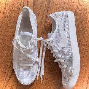 Women’s White Nike Sneakers